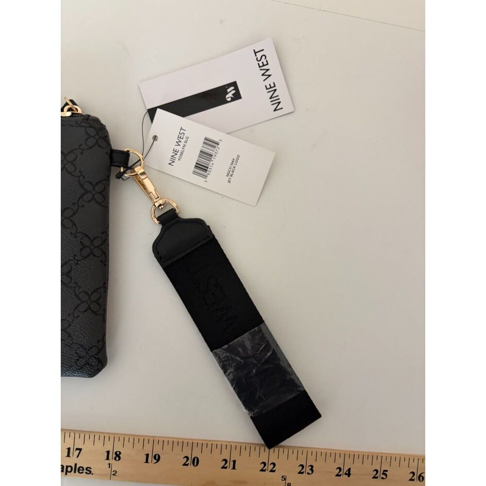 Nine west Wristlet NEW - Picture 4 of 10